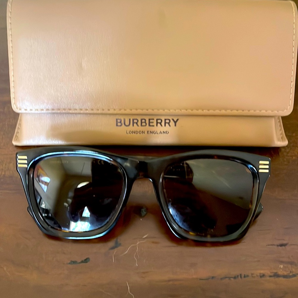 Burberry Sunglasses
